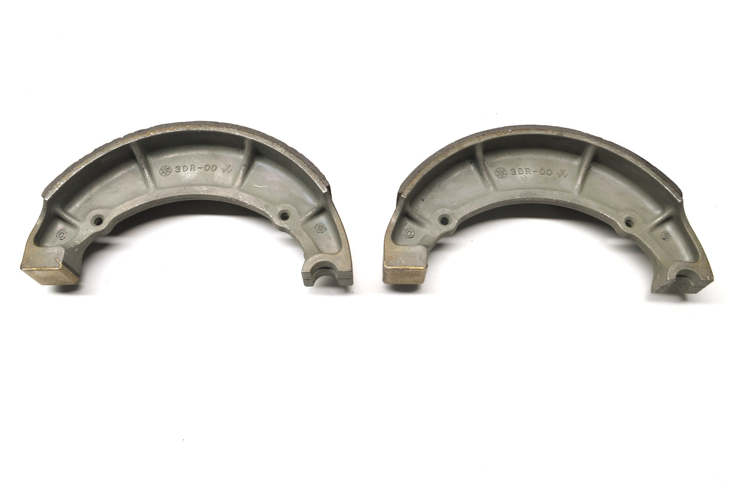New OEM Yamaha Brake Shoe Kit NOS