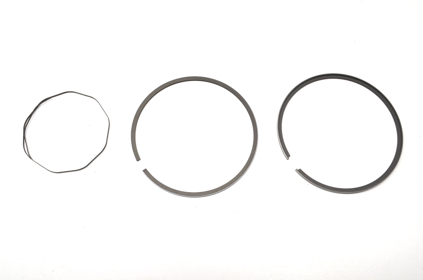 OEM Yamaha 500-11610-00-00 Piston Ring Set STD NOS