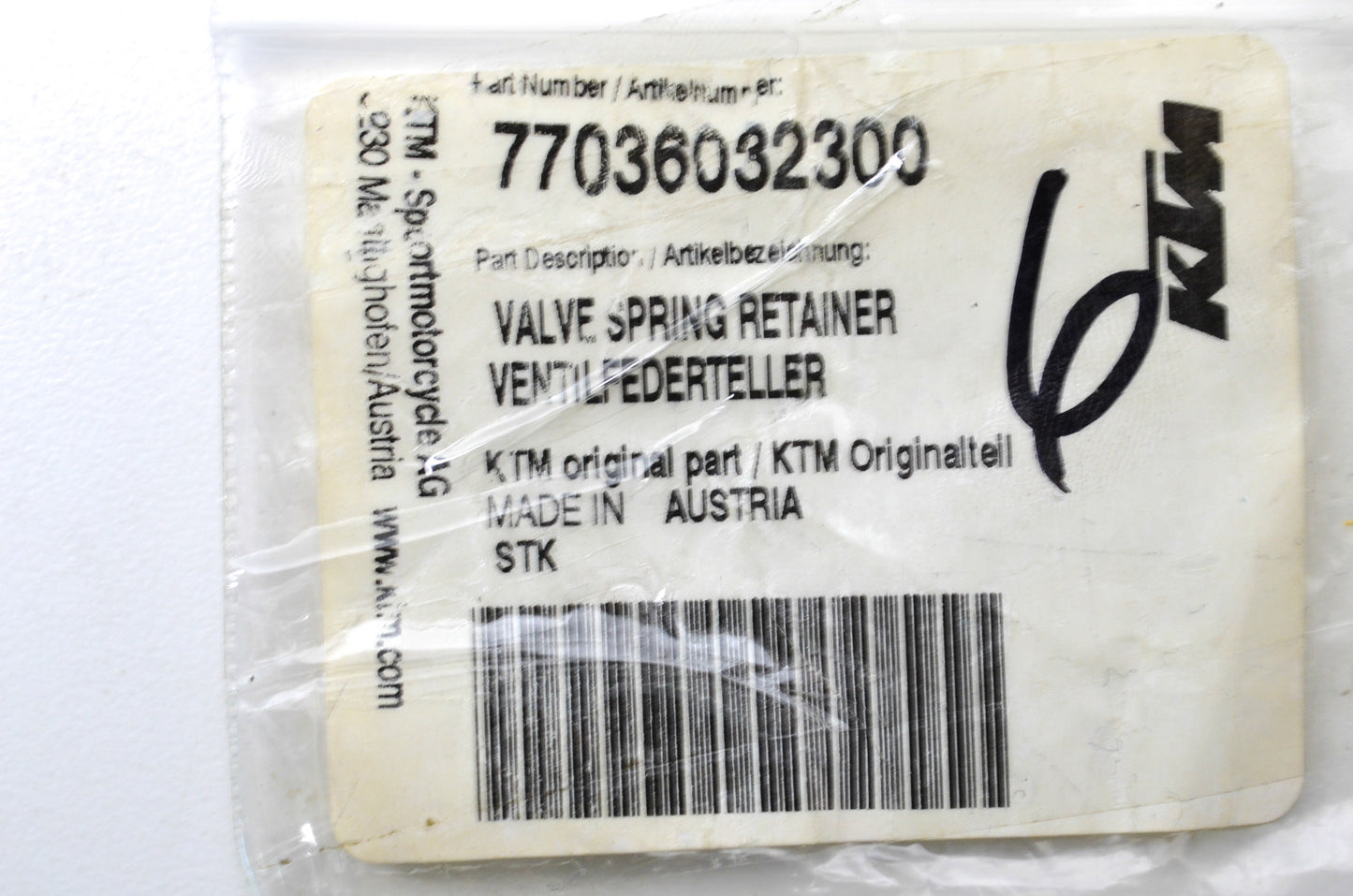 OEM KTM 77036032300 Valve Spring Retainer NOS