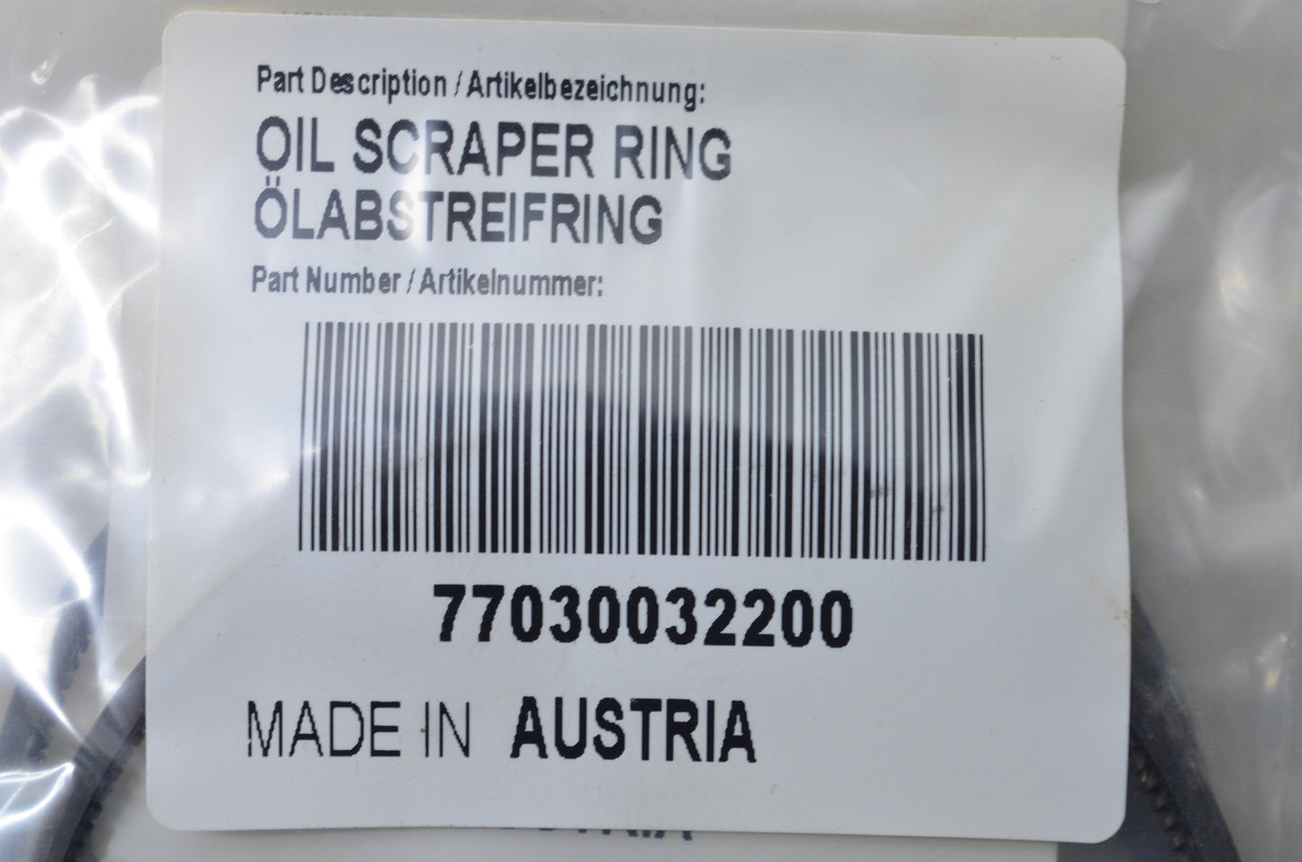 OEM KTM 77030032200, 77130032000 Oil Scraper Ring Kit NOS