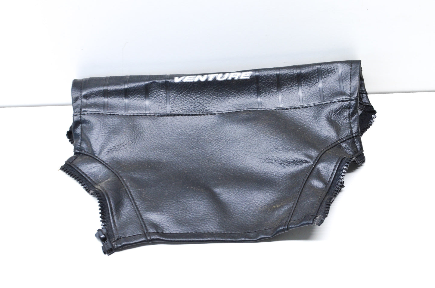 New OEM Yamaha Venture Black Leather Handlebar Cover NOS