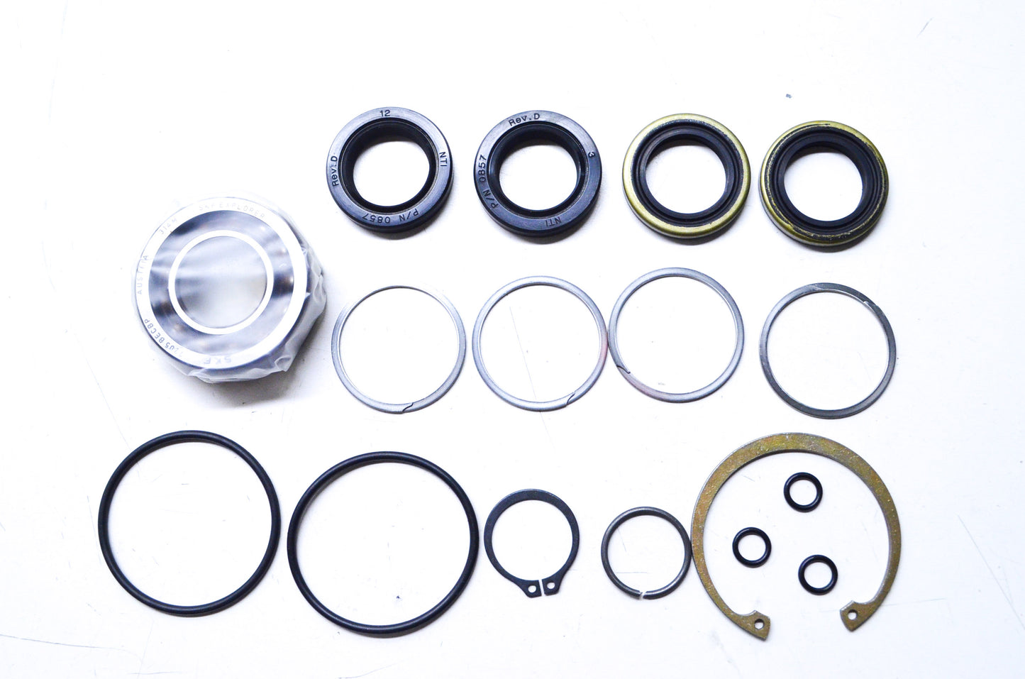 New Outboard Jets/Specialty MFG Co Medium Bearing and Seal Kit NOS