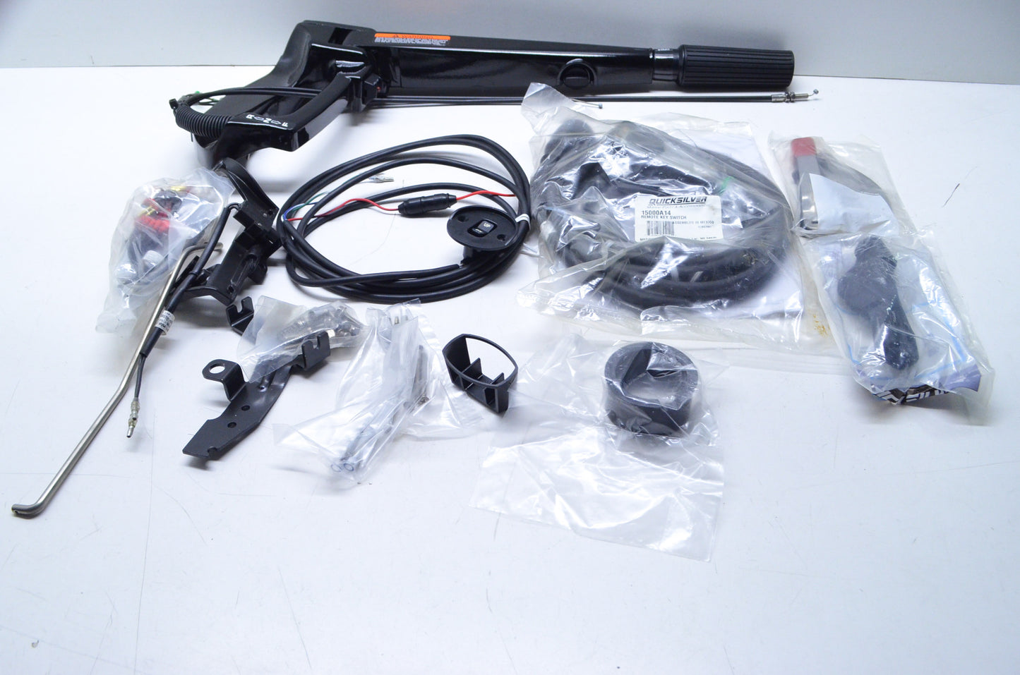 OEM Mercury 880095A04 Tiller Handle Kit NOS