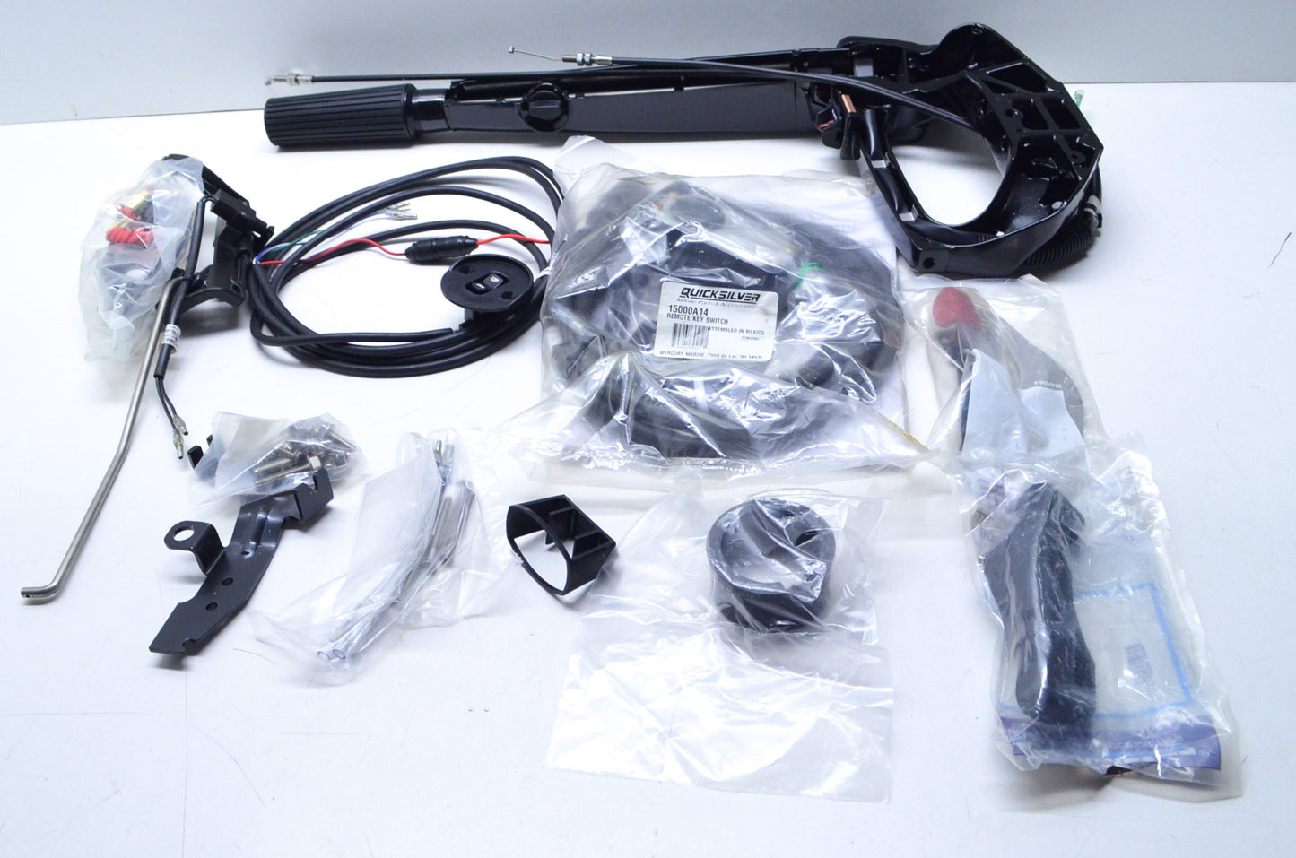 OEM Mercury 880095A04 Tiller Handle Kit NOS