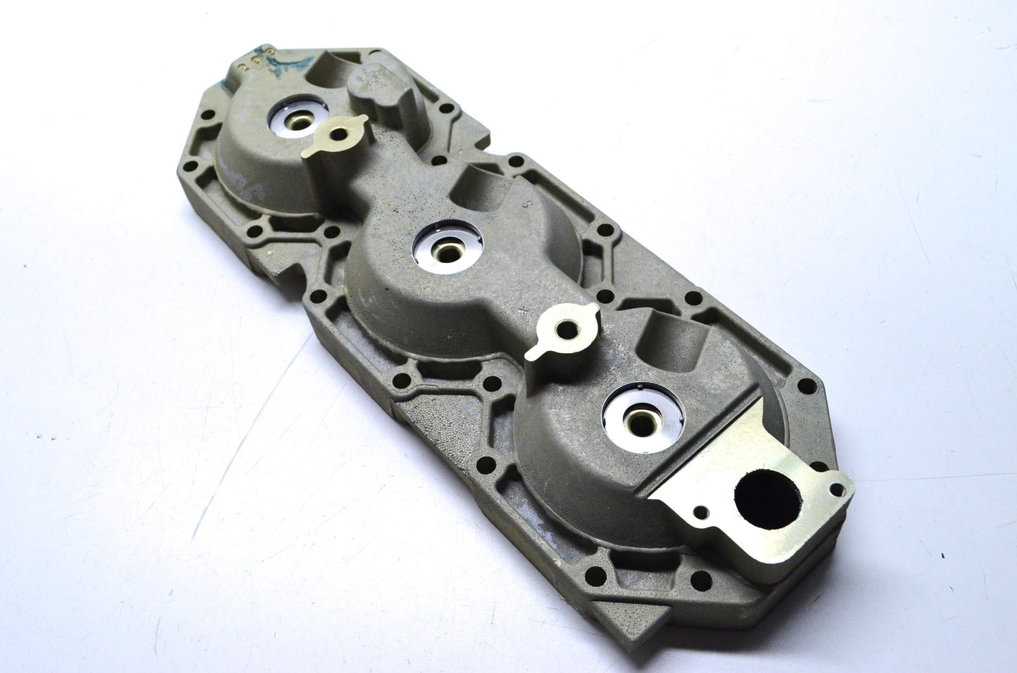 OEM Mercury 900-858301T2 Cylinder Head Assembly NOS