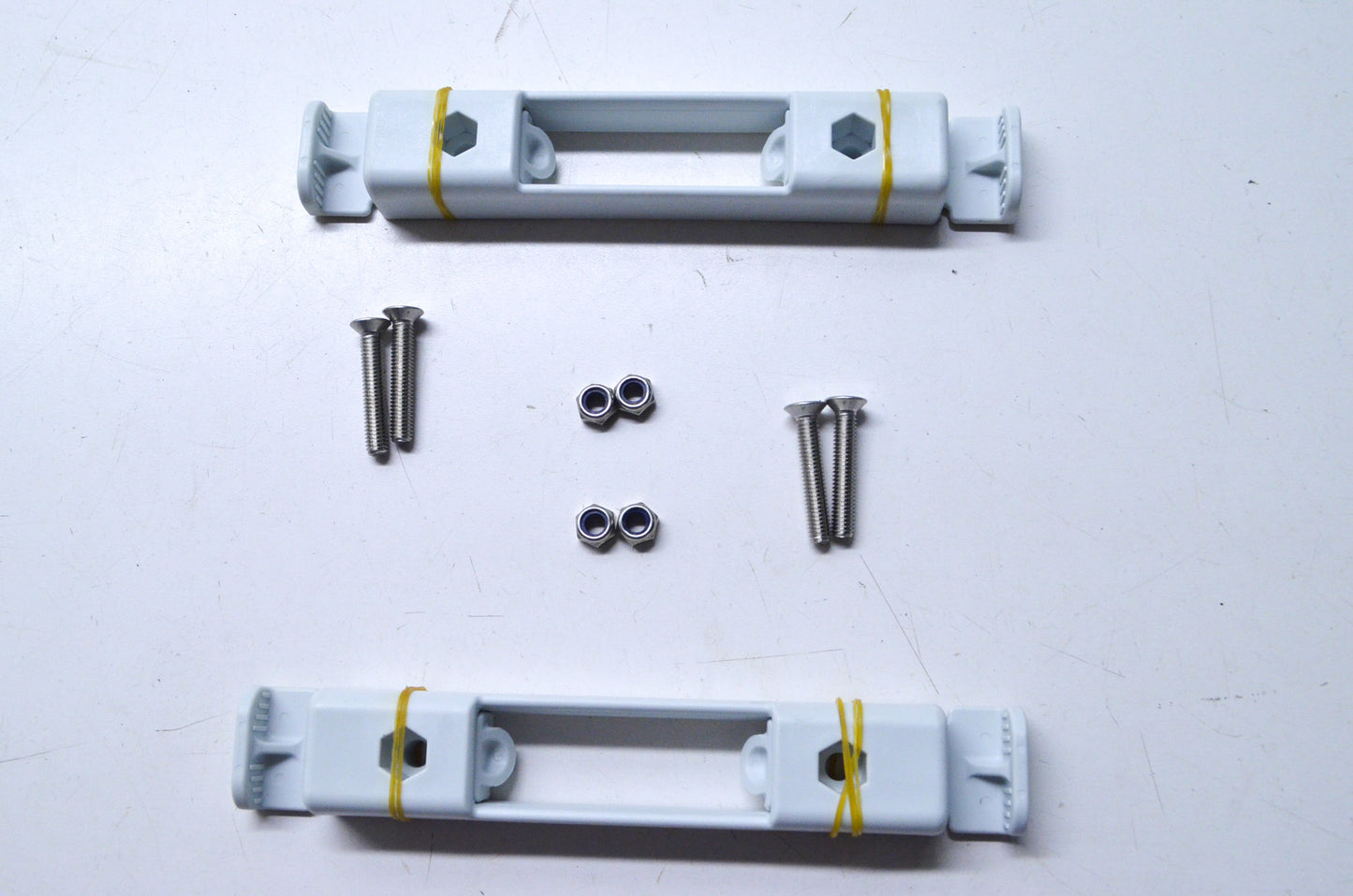 New Zodiac Bench Seat Retainer Kit NOS
