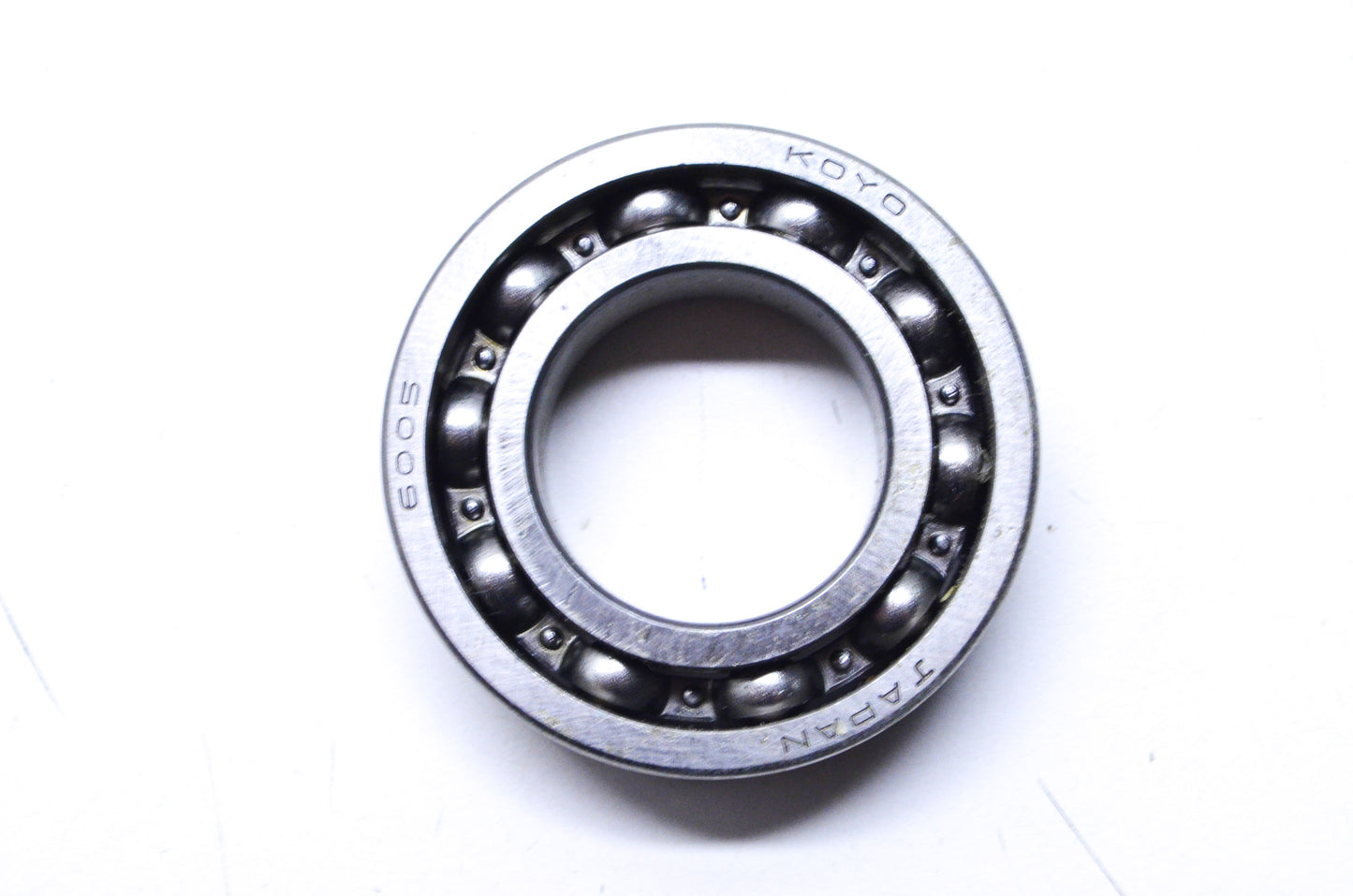 OEM Mercury 30-82294M Roller Bearing NOS