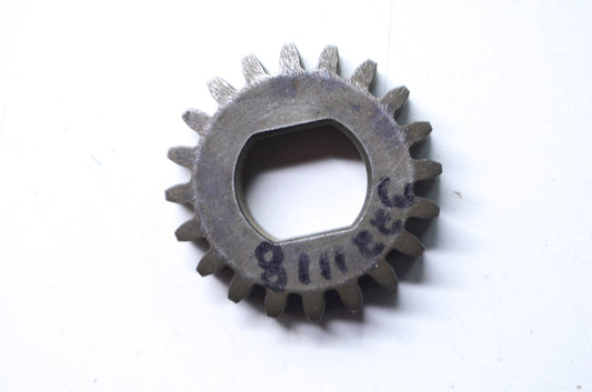 OEM Polaris 3221118 20T Starter Gear NOS