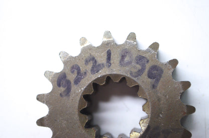 OEM Polaris 3221059 Sprocket 19T 13W NOS