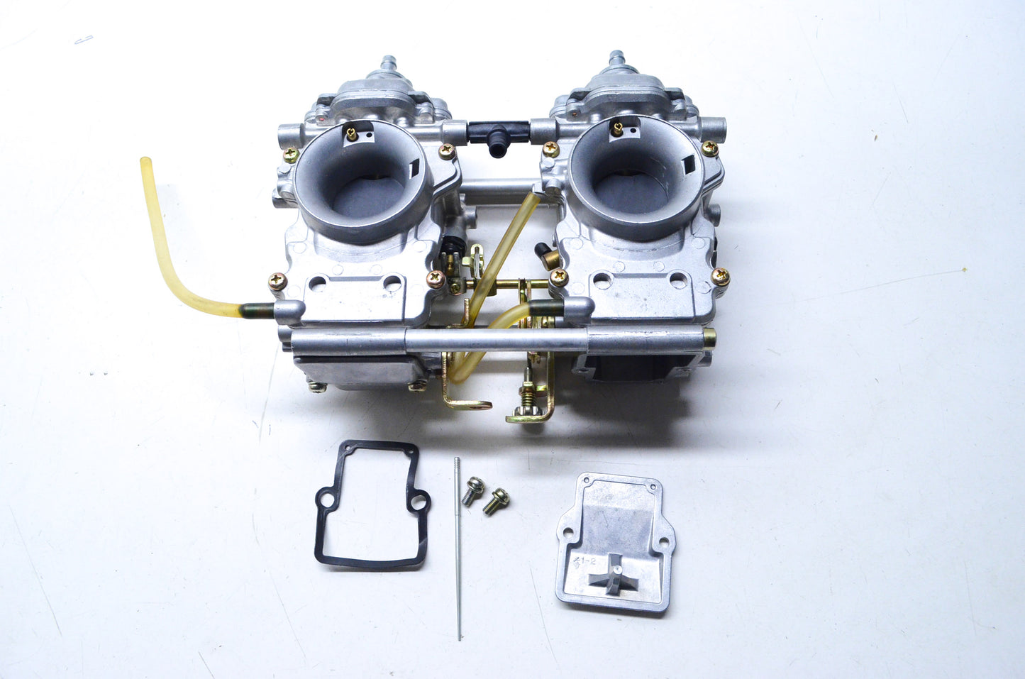 00 500 Carburetor Assembly NOS