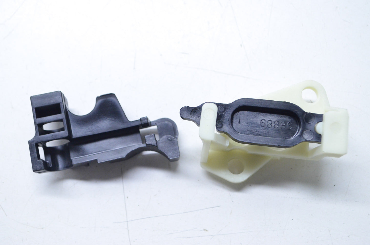 OEM Mercury 827706A4 Bracket and Latch Guide Kit NOS