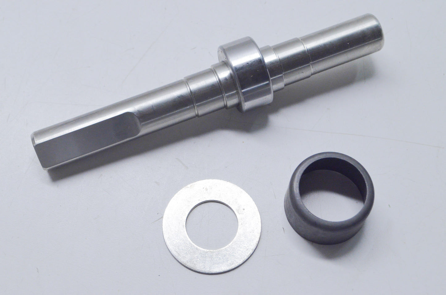 New OEM Mercury Water Pump Shaft Kit NOS