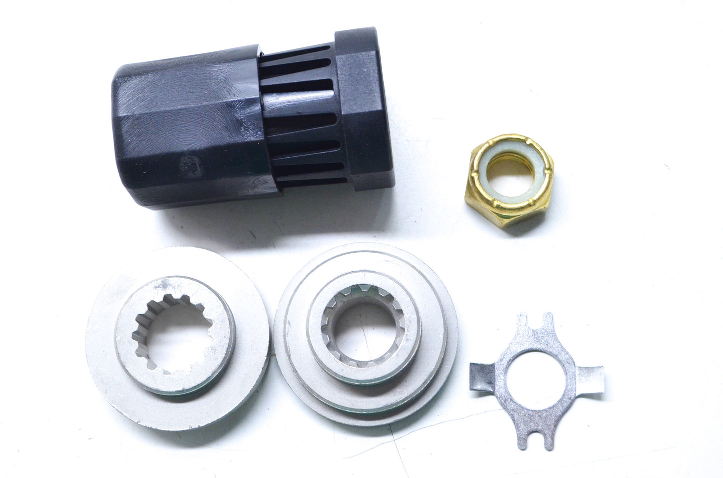New OEM Mercury Flo Torq II Reflex Hub Kit NOS