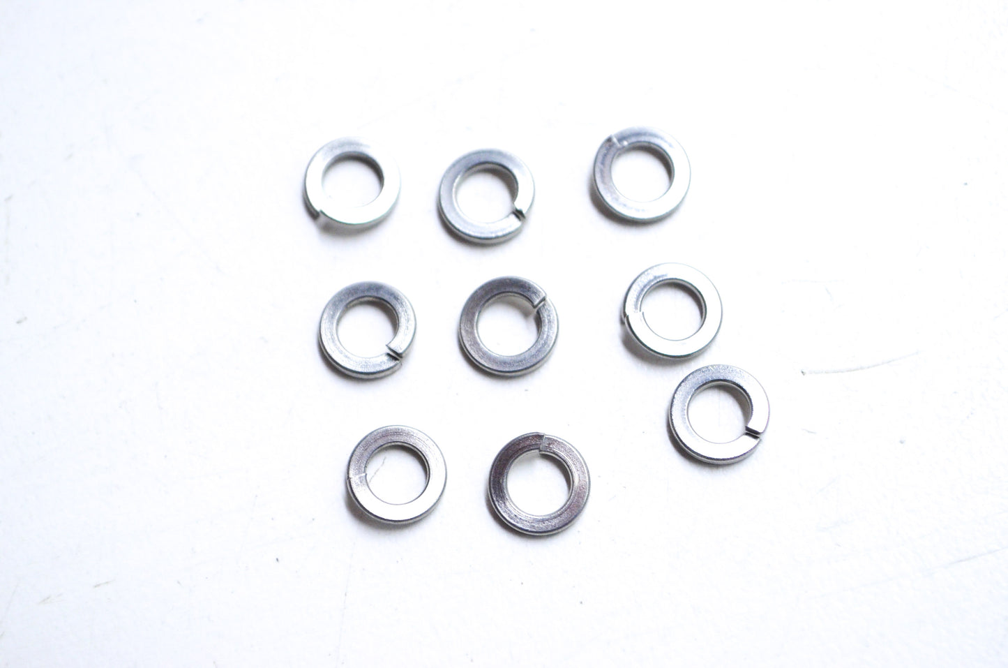 Tohatsu 941303-0400 Spring Washer QTY 9 NOS