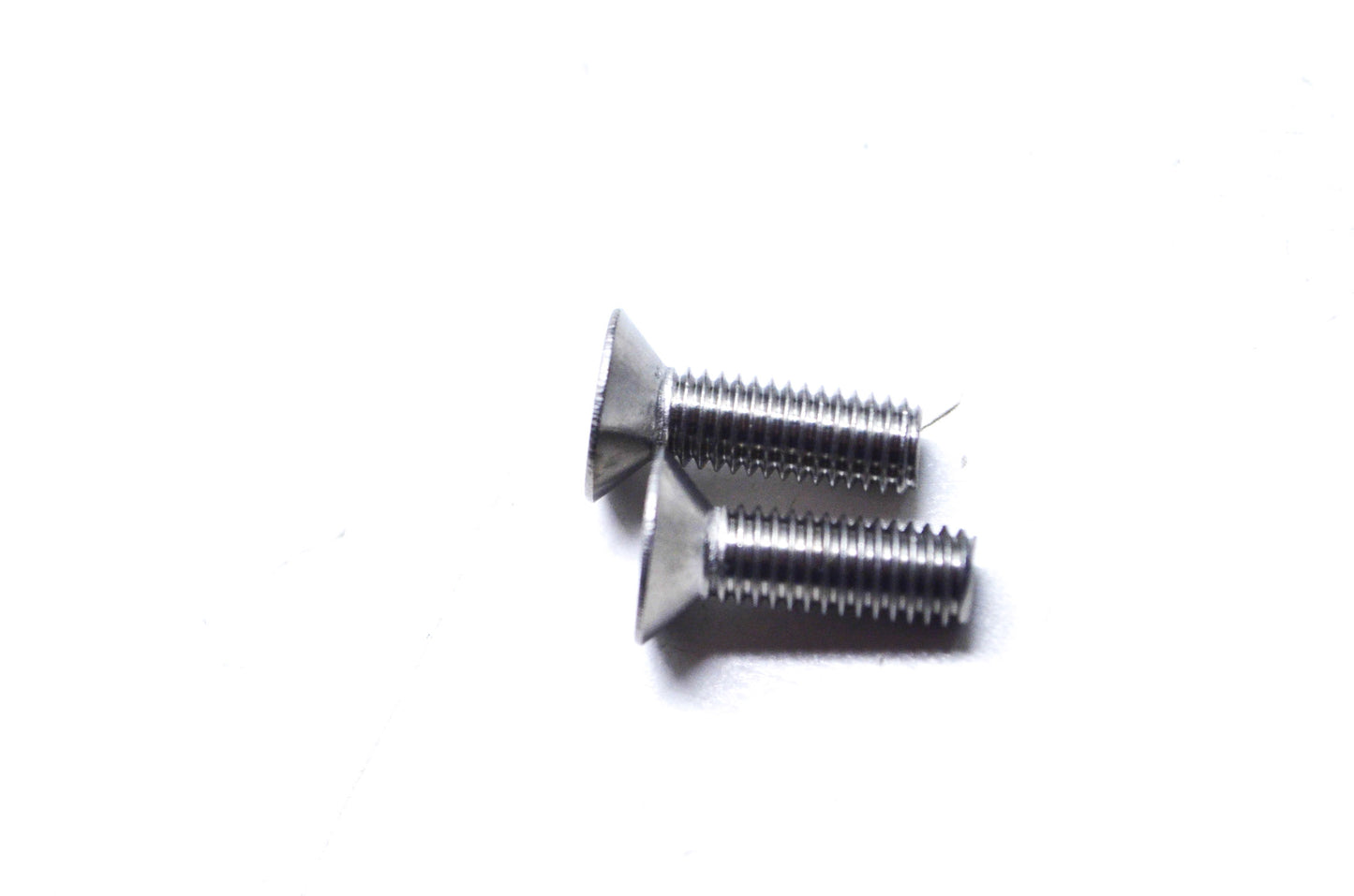 OEM Tohatsu 9216030516M, 9216030518M Screw Qty 2 NOS