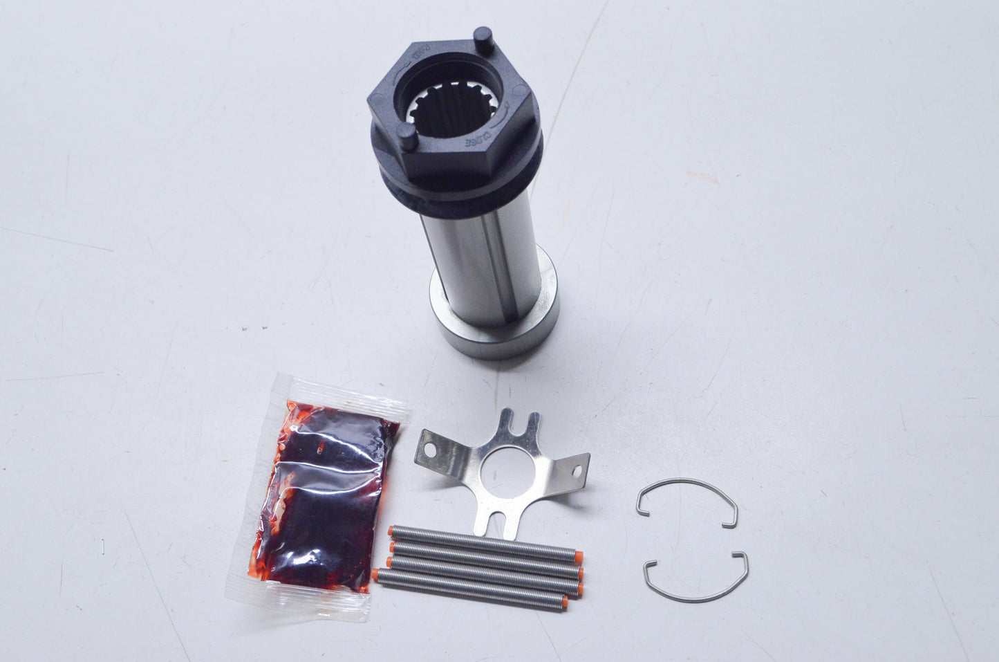 New Solas Propeller Hub Kit NOS