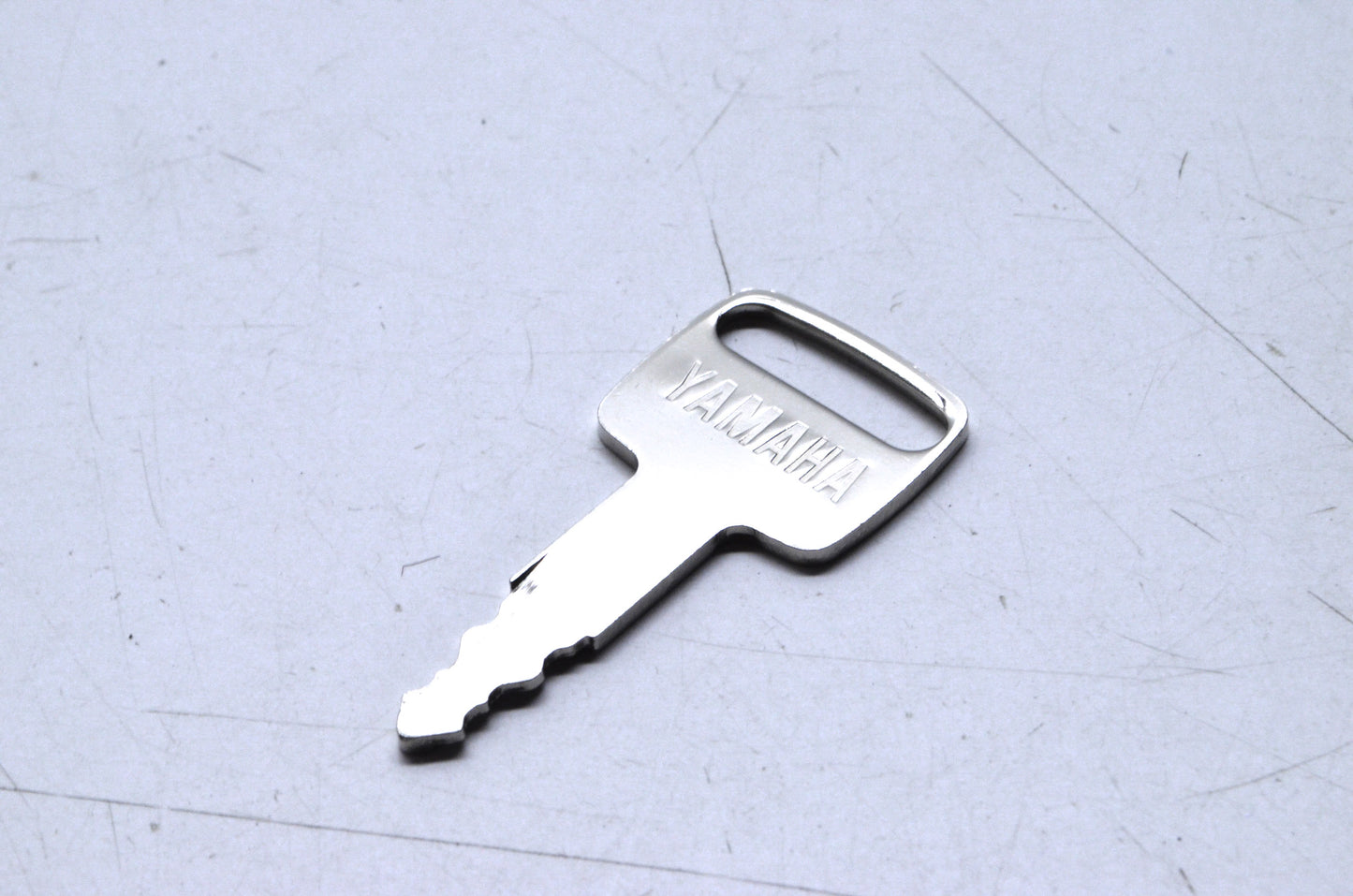 OEM Yamaha 90890-55868-00 Key #371 NOS