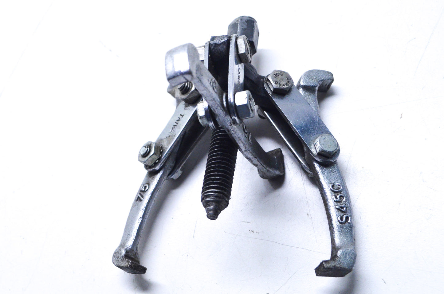 Aftermarket 3' Three Jaw Puller Tool