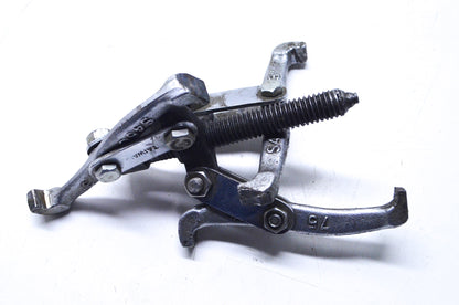 Aftermarket 3' Three Jaw Puller Tool
