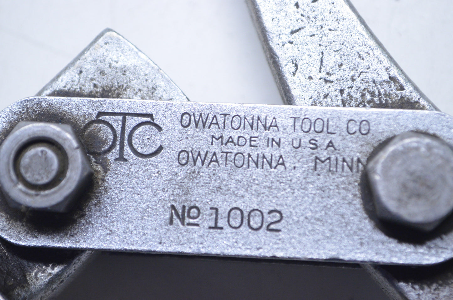 OTC 1002 Jaw Puller Tool