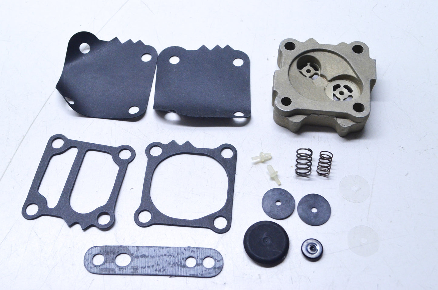 New OEM Mercury Fuel Pump Kit NOS