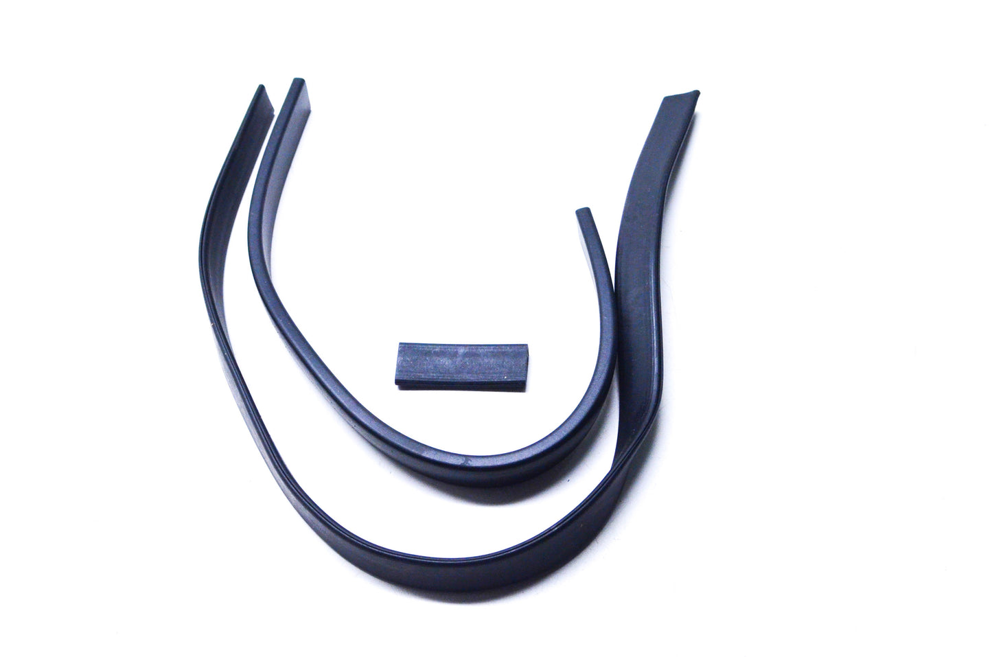 New OEM Mercury Bottom Cowl Seal Assembly NOS