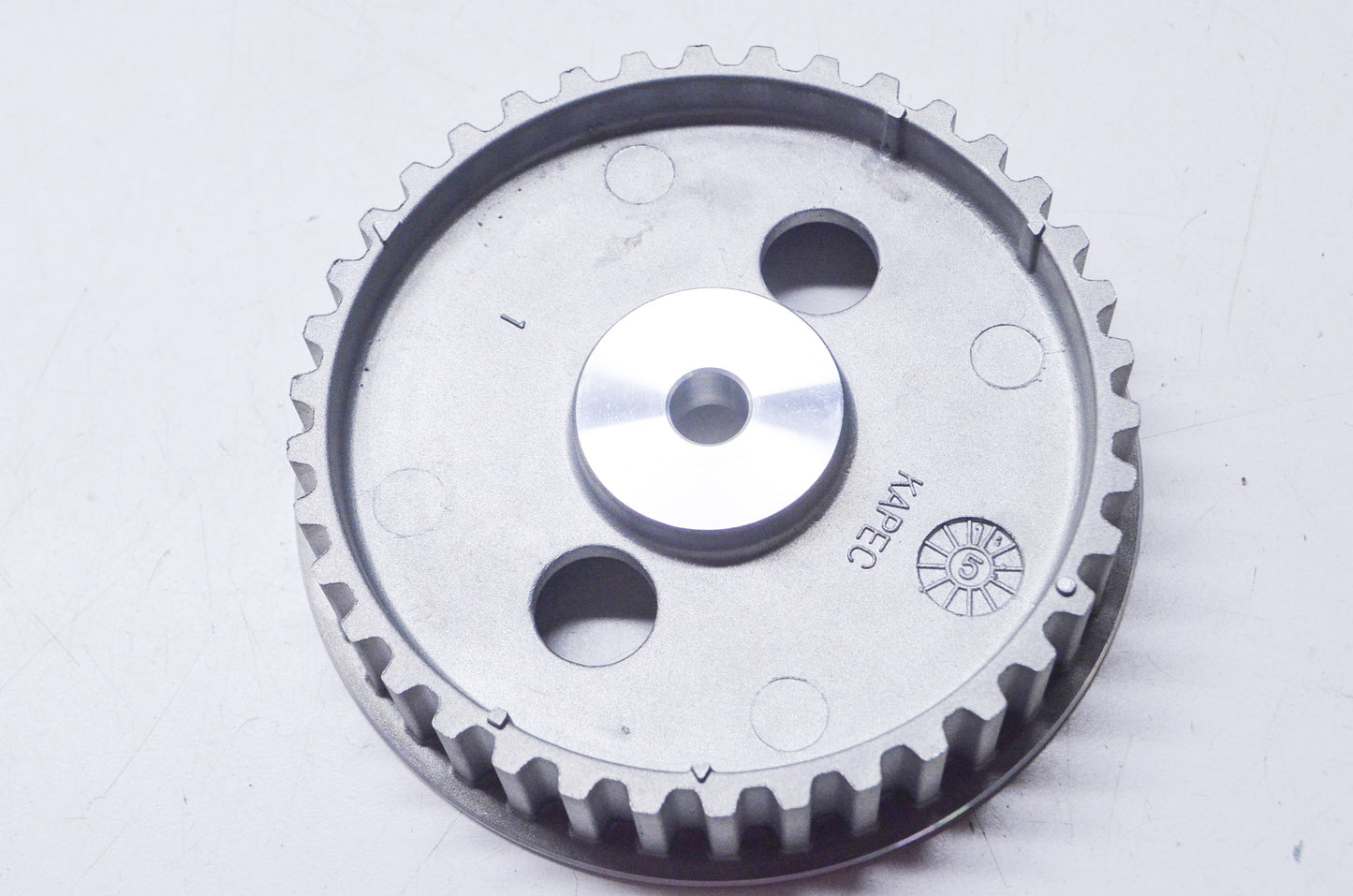OEM Mercury 833104T 6 Drive Gear Pulley NOS