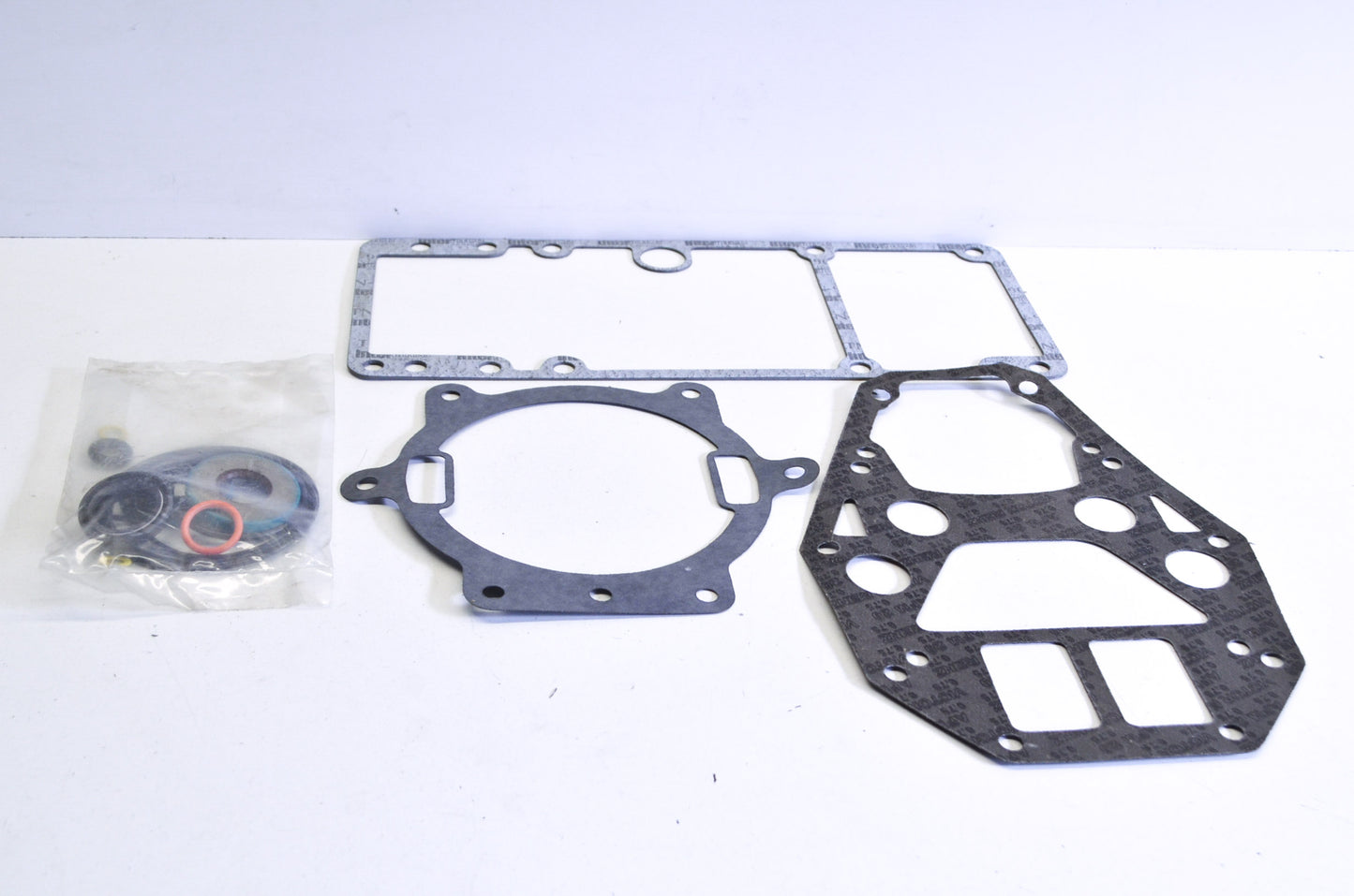 OEM Mercury 26-883264A1 Gasket/Seal Kit NOS
