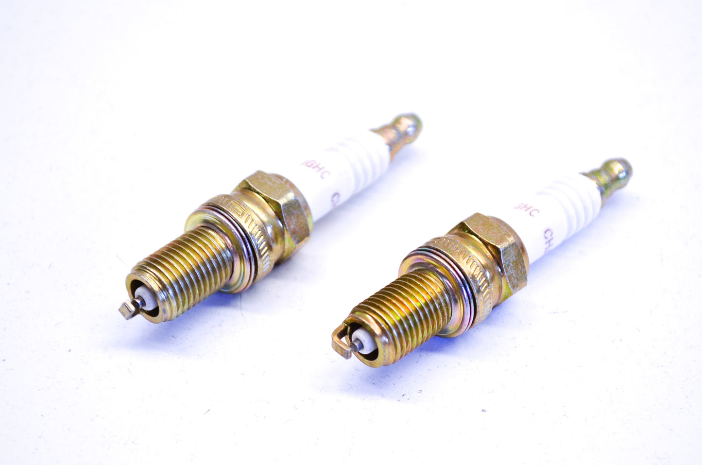 Champion RA8GHC, 948 Copper Plus Spark Plug Qty 2 NOS