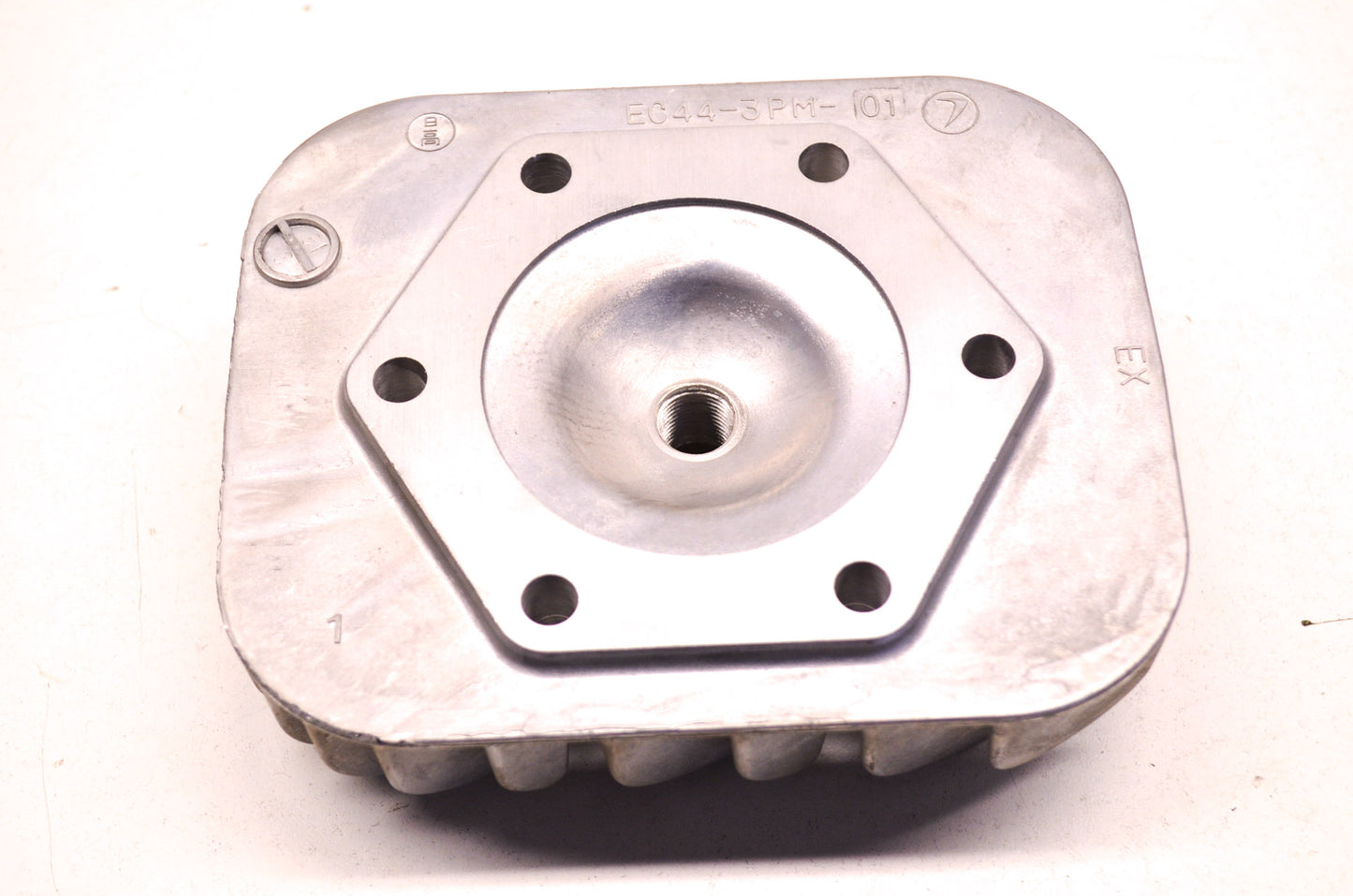 OEM Polaris 3084250, 162-13001-03 Cylinder Head NOS