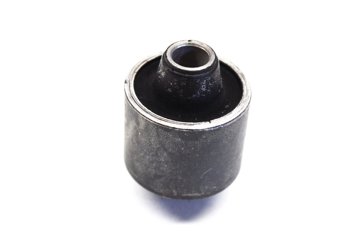 Tohatsu 346-61302-0 Lower Rubber Mount NOS