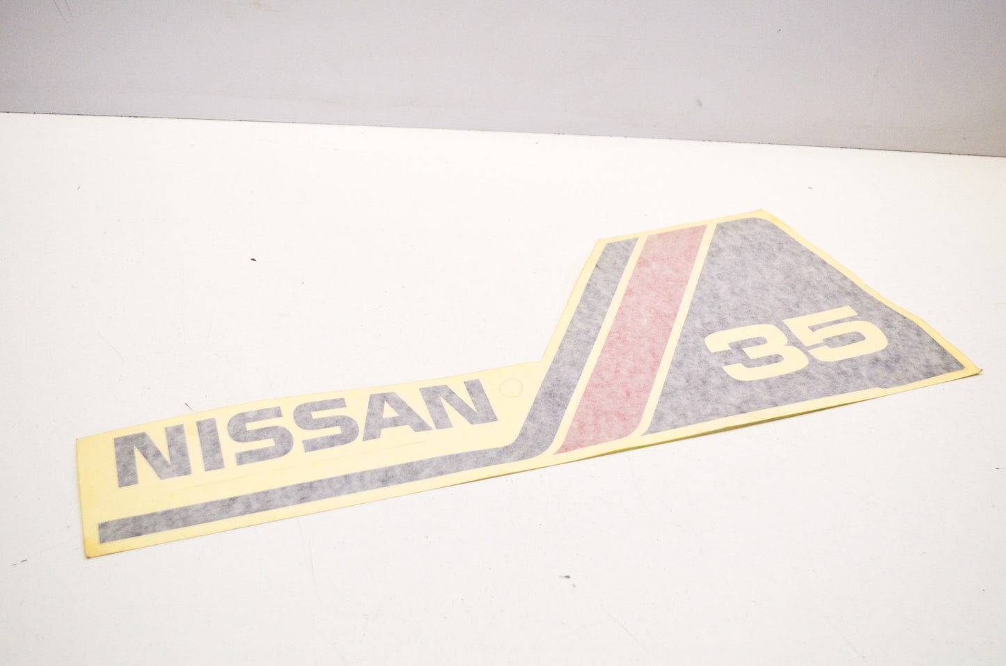 Nissan 21'' 35HP Decal NOS