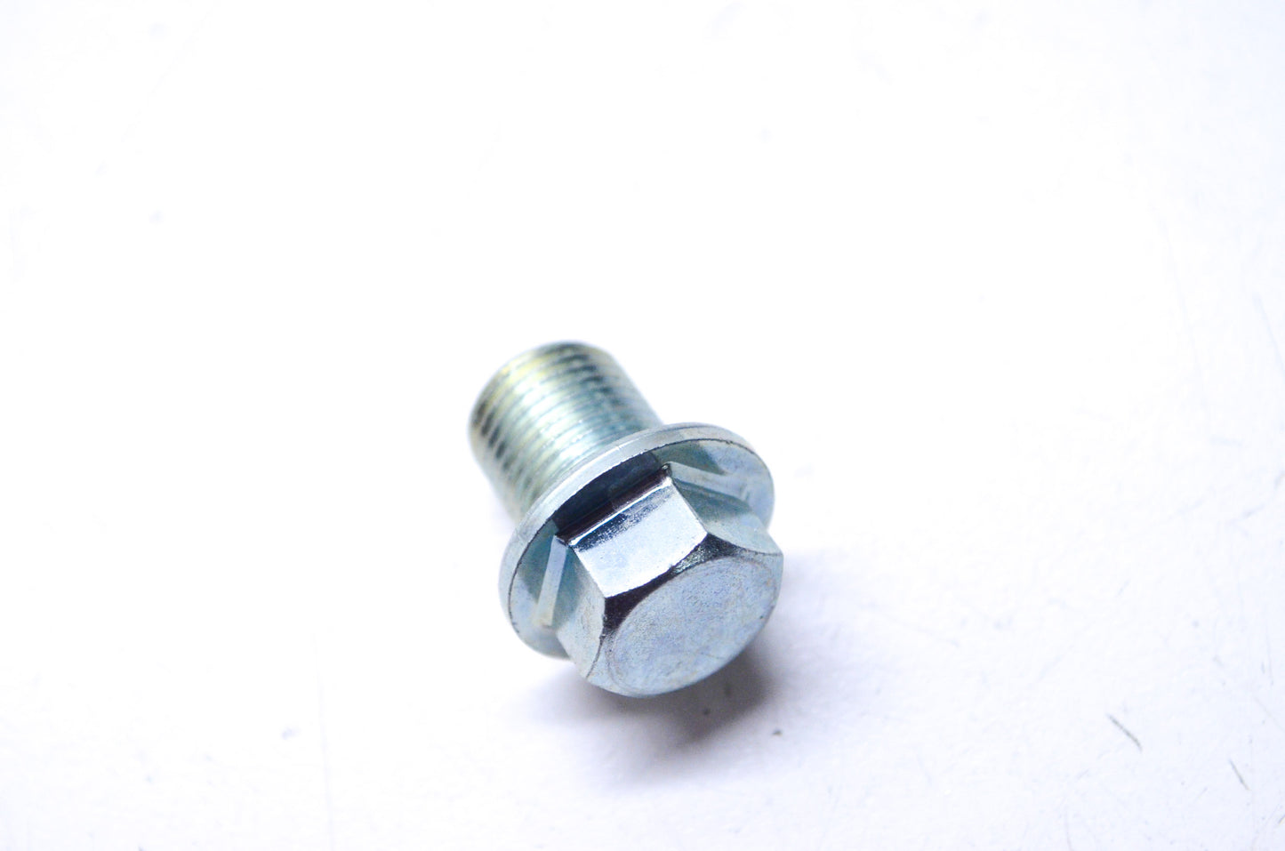 Tohatsu 3085152 Plug NOS