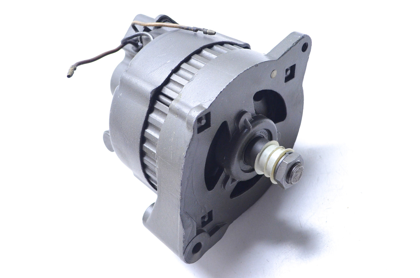 Arco 60109 Alternator 12V 37 amp NOS