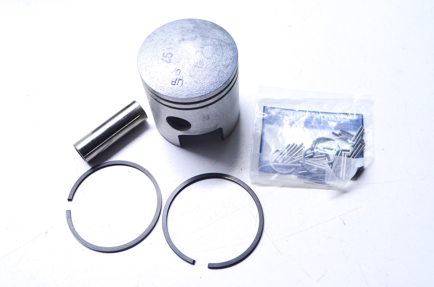 OEM Mercury 761-8375M Piston Kit NOS