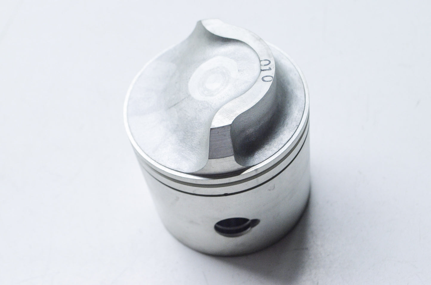 OEM Mercury 700-FSA694015 Piston .010 NOS