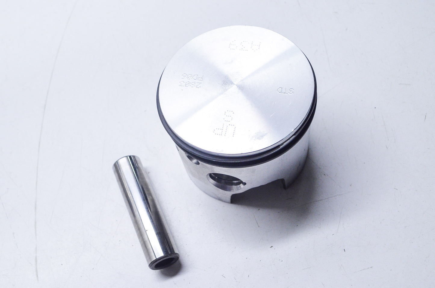 New OEM Mercury Piston Kit NOS