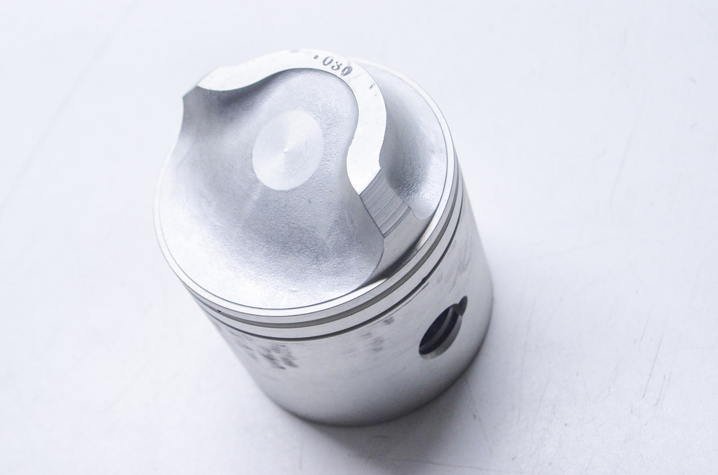 OEM Mercury 700-818134A 1 Piston .030 NOS