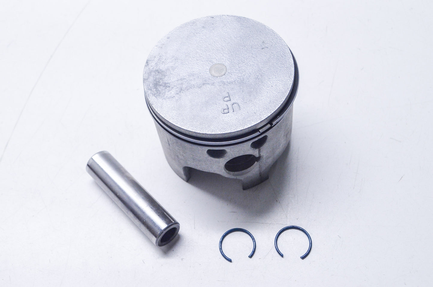 OEM Mercury 785-9737T 9 Piston Kit NOS