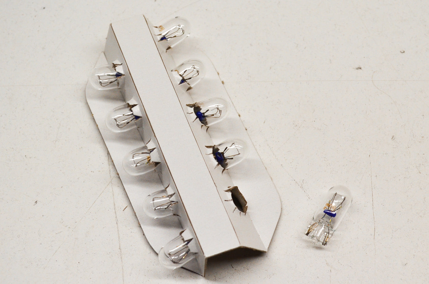 OEM Polaris 4030024, 161 Tail Light Bulb Qty 10 NOS