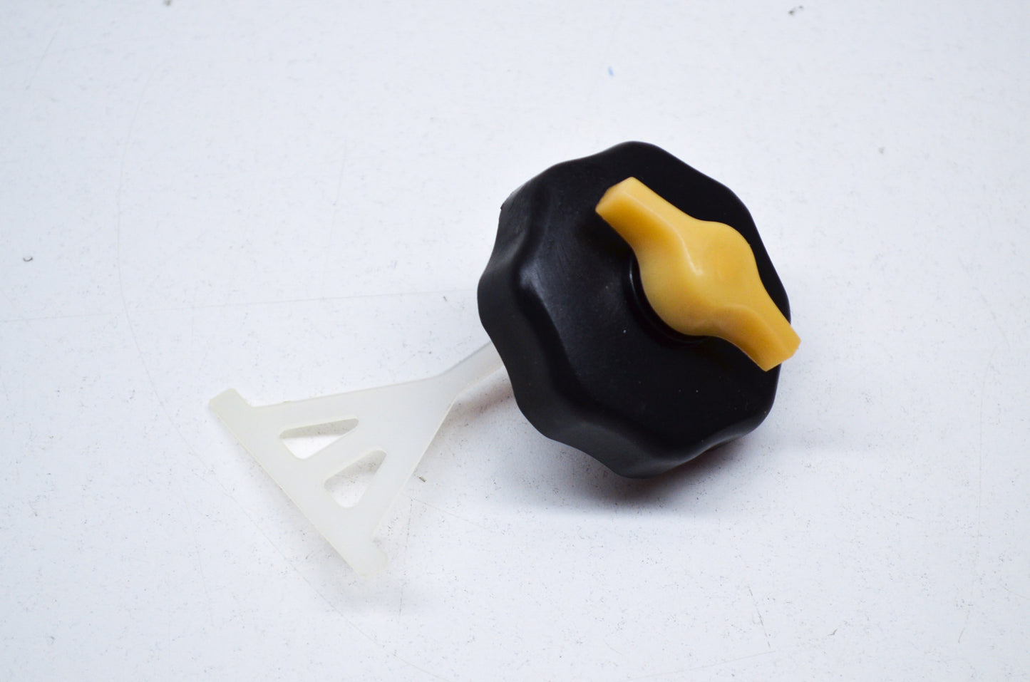 New OEM Mercury Fuel tank Cap NOS