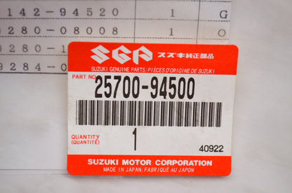 New OEM Suzuki Gear Case Seal Kit NOS