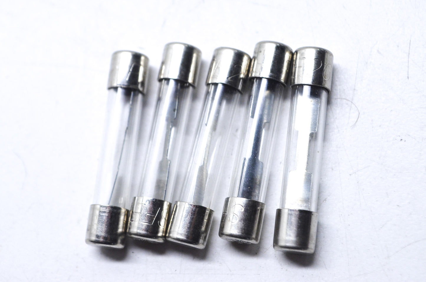 New Aftermarket 88-79091 20 Amp Fuses QTY 5 NOS