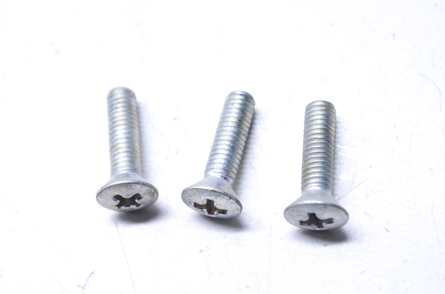 OEM Mercury 10-23618 Screw Qty 3 NOS