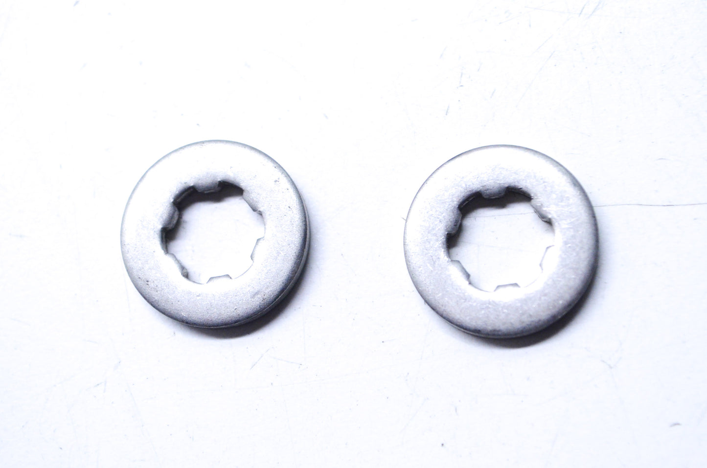 Aftermarket 12-30524 Washers Qty 2 NOS