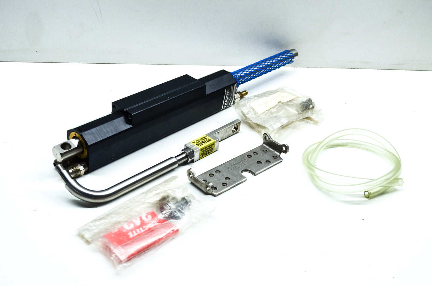 New Hynautic Marine K-6 Outboard Hydraulic Steering Cylinder Kit NOS