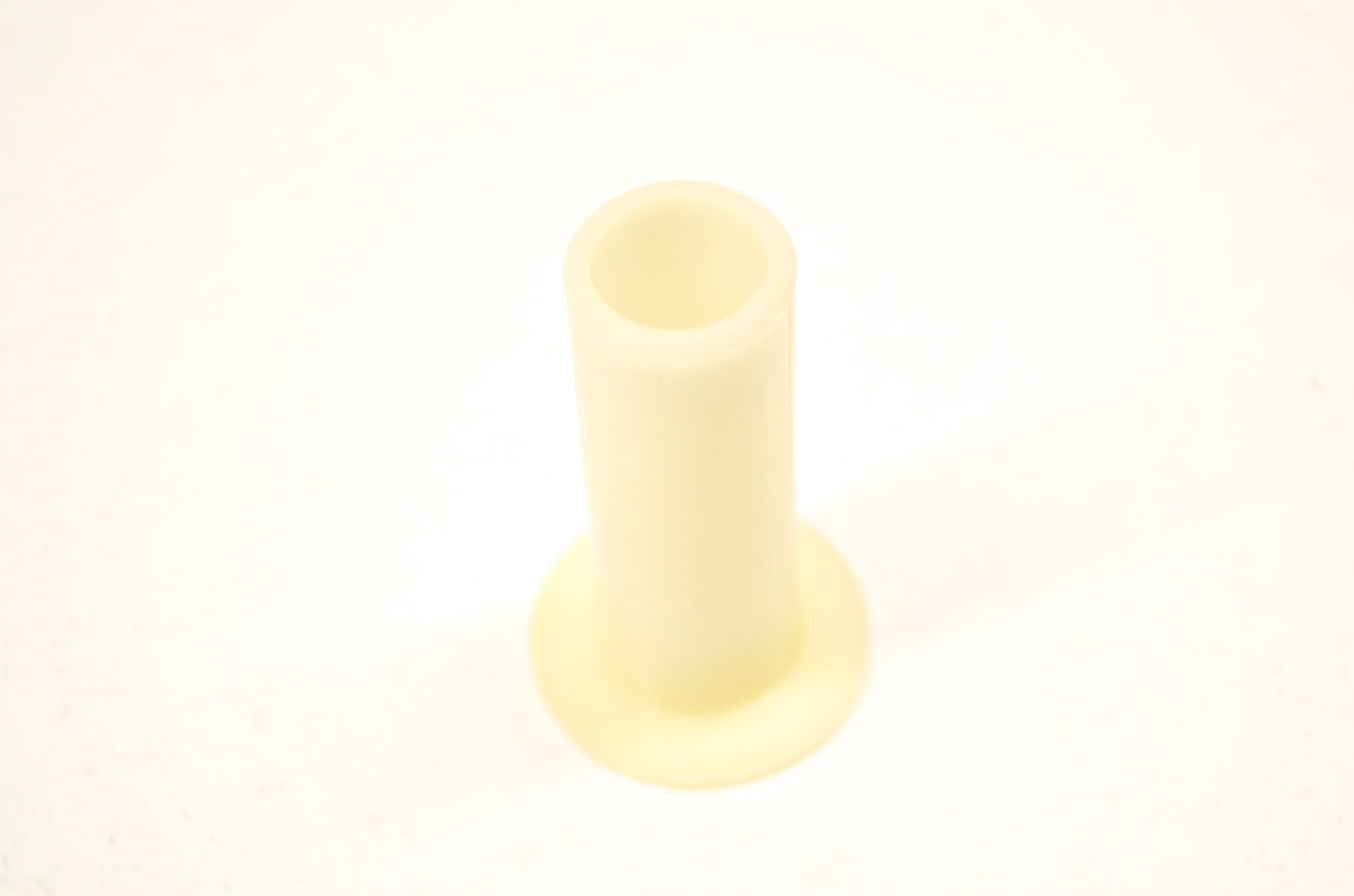 Tohatsu 353621350 Pivot Bolt Bushing NOS