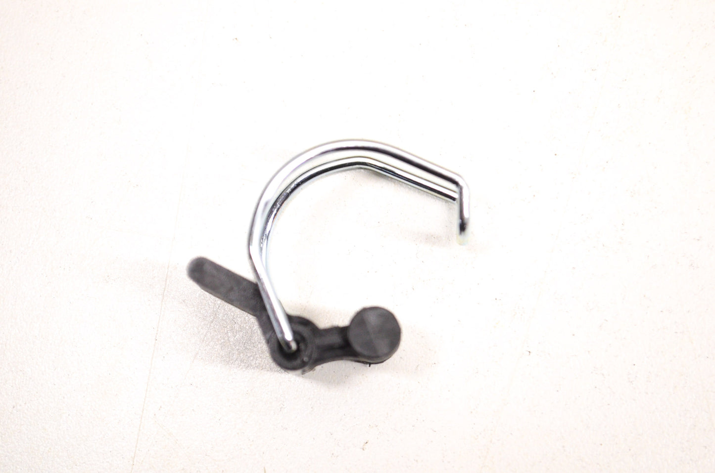 New OEM Polaris Airbox Cover Clip NOS