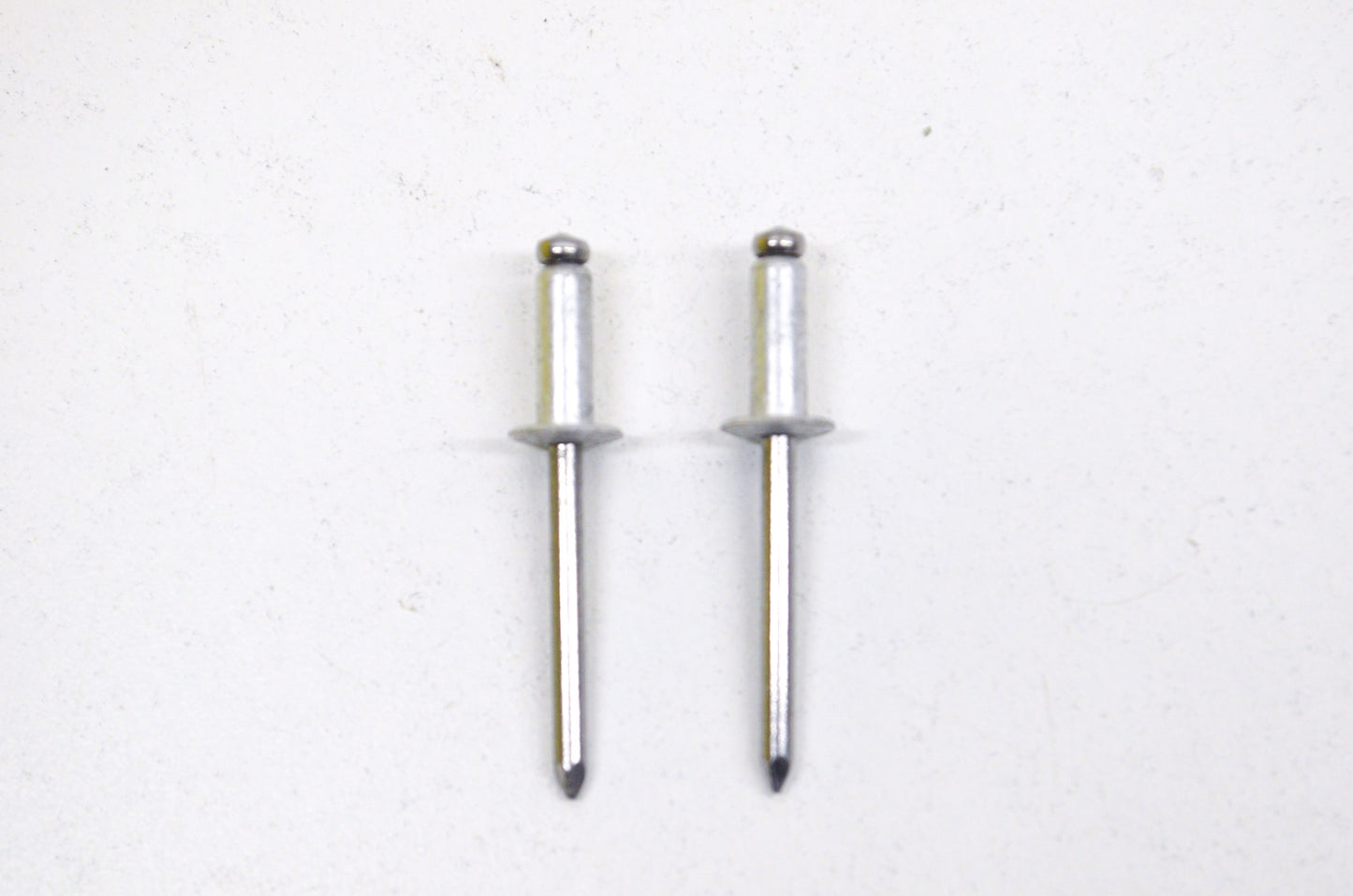 OEM Polaris 7621465 Rivet Qty 2 NOS