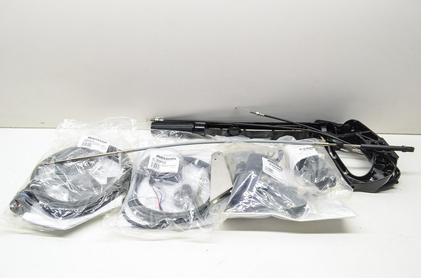 OEM Mercury 889246A37 Tiller Handle Kit NOS